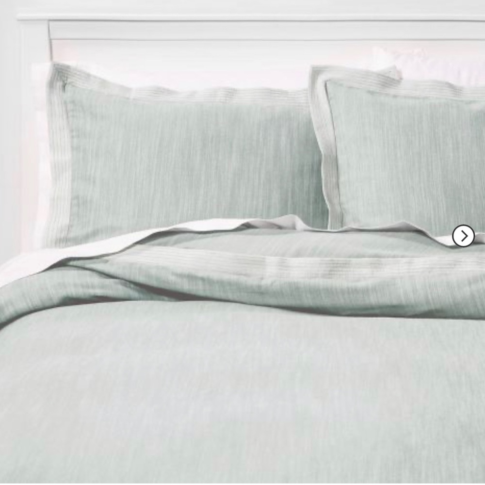 King duvet pale blue